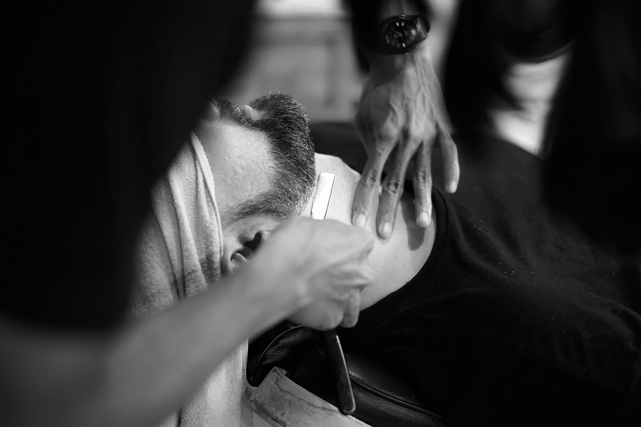 Barber, barbershop, shave — How IRA Gold Custodians Help Investors Diversify Portfolios with Physical Precious Metals